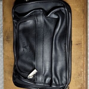 NWT* Brookwood Carryall Bag